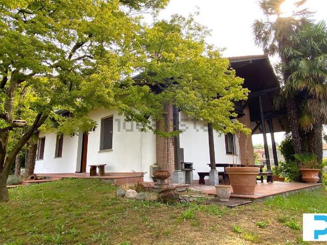 Case e ville in vendita di 260 m² in Via San Caterina, 7