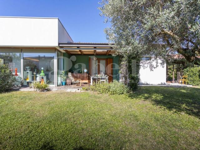 Case e ville in vendita di 260 m² in Via San Giovanni, 19