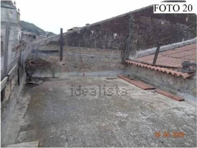 Case e ville in vendita di 260 m² in Via Regina Elena, 30