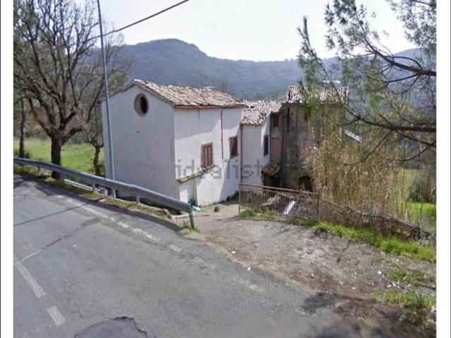 Case e ville in vendita di 260 m² in Viale Omero, 50