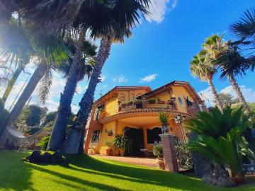 Case e ville in vendita di 260 m² in Corso Cristoforo Colombo