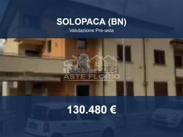 Case e ville in vendita di 260 m² in Corso Stefano Cusani