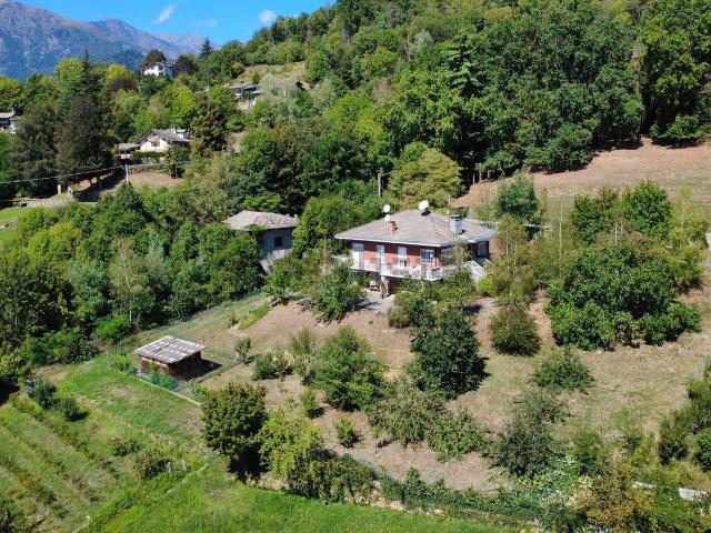 Case e ville in vendita di 260 m² in Strada Panoramica, 46