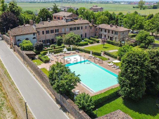 Case e ville in vendita di 261 m² in Via Ferdinando di Borbone, 60