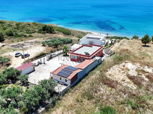 Case e ville in vendita di 262 m²