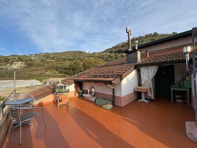 Case e ville in vendita di 263 m²