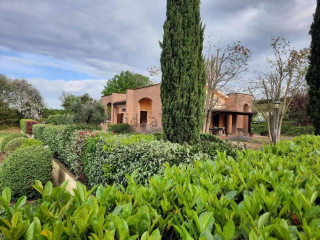 Case e ville in vendita di 263 m²