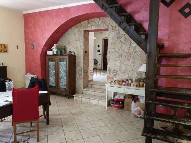 Case e ville in vendita di 263 m² in Vico Ortigara