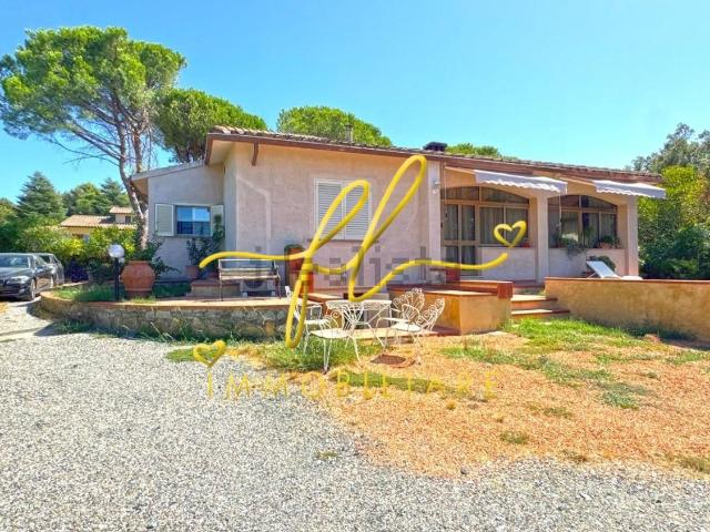 Case e ville in vendita di 264 m²