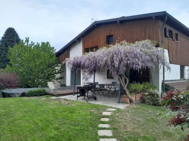 Case e ville in vendita di 264 m² in Via delle Betulle