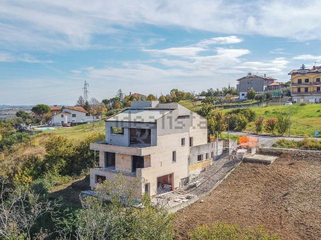 Case e ville in vendita di 265 m²