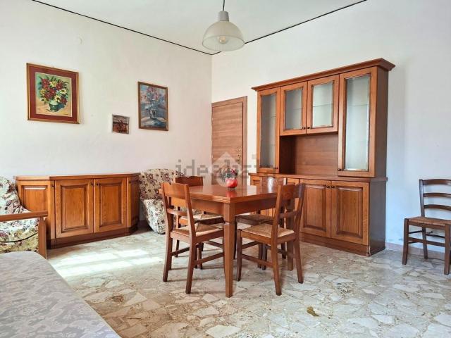 Case e ville in vendita di 265 m² in Via Alceste Ricciarelli, 142