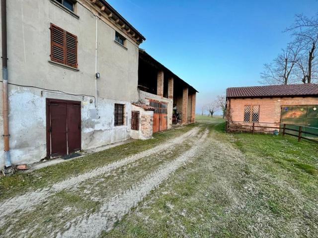 Case e ville in vendita di 268 m² in Via Genova