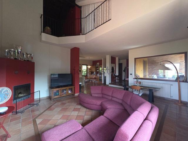 Case e ville in vendita di 268 m² in Via della Canonica