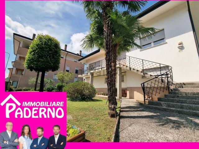 Case e ville in vendita di 268 m² in Via Saluzzo, 4