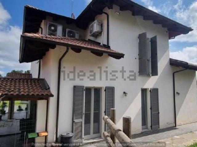 Case e ville in vendita di 269 m² in Strada Castelletto, 1