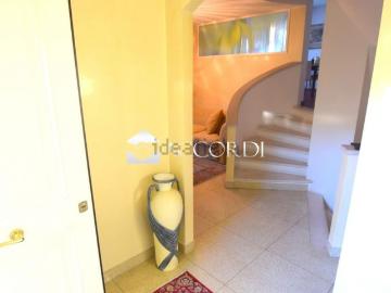Case e ville in vendita di 270 m² in Via Pietro Canal, 43