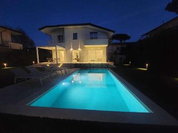 Case e ville in vendita di 270 m²