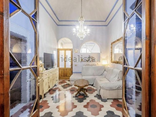 Case e ville in vendita di 270 m²