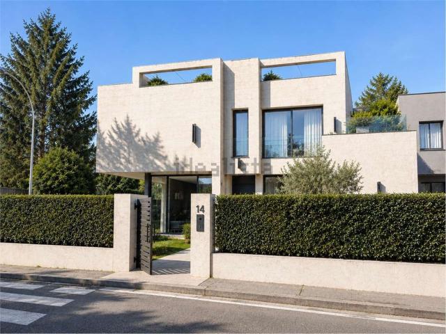 Case e ville in vendita di 270 m²