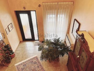 Case e ville in vendita di 270 m² in Via Carlo Beretta, 11