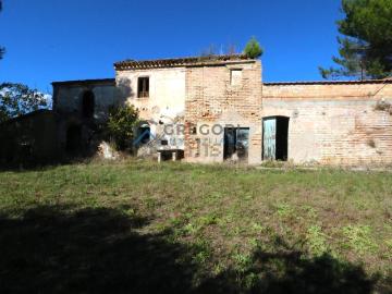 Case e ville in vendita di 270 m² in Via Nicola Rosati