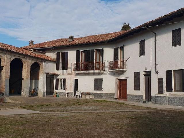 Case e ville in vendita di 270 m² in Via Radicati, 9