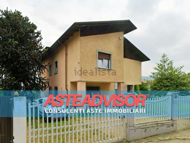 Case e ville in vendita di 225 m² in Via Tesoriere, 98