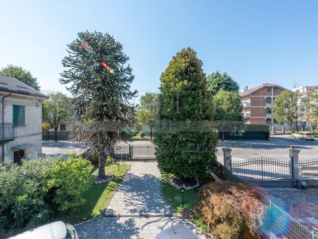 Case e ville in vendita di 270 m² in Via Trieste
