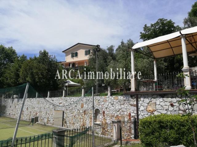 Case e ville in vendita di 270 m² in Piazza Statuto