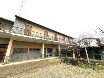 Case e ville in vendita di 270 m² in Strada Cervina