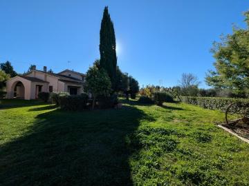 Case e ville in vendita di 270 m² in Strada del Bottegone