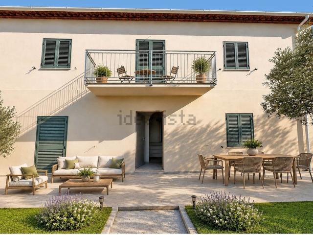 Case e ville in vendita di 275 m²