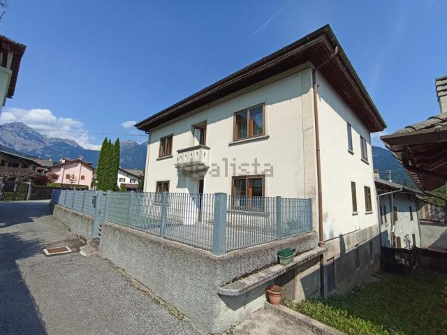 Case e ville in vendita di 275 m² in Borgo Chiesa San Giacomo, 7