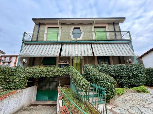 Case e ville in vendita di 276 m² in Viale Piave, 54
