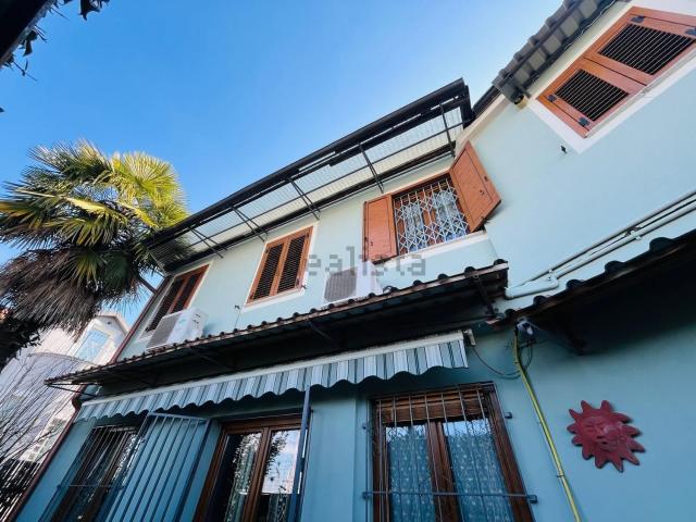 Case e ville in vendita di 276 m² in Vicolo Vincenzo Bellini, 2