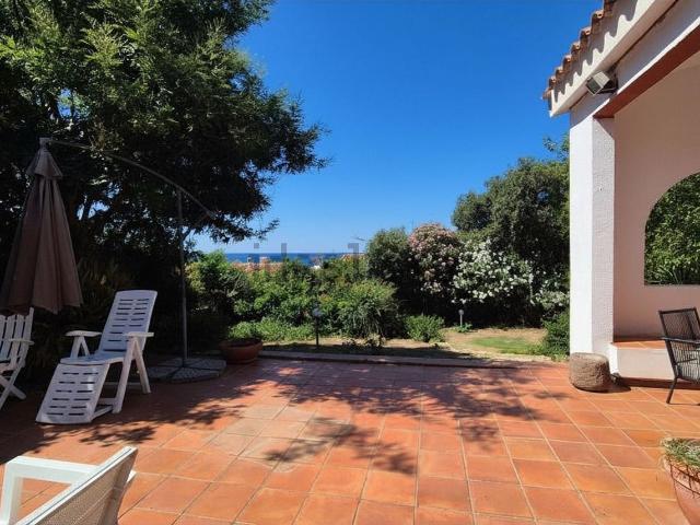 Case e ville in vendita di 277 m² in Via Sirio