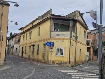 Case e ville in vendita di 277 m² in Corso Repubblica