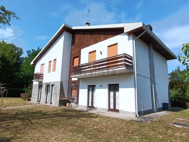 Case e ville in vendita di 277 m² in Strada Baldichieri, 6