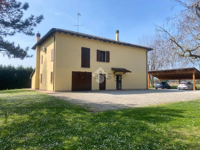 Case e ville in vendita di 278 m² in Via Dritto, 3