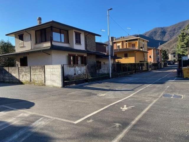 Case e ville in vendita di 279 m²