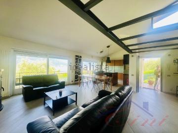Case e ville in vendita di 279 m² in Via Abbazia di Piona