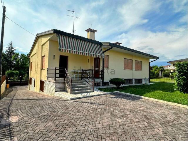 Case e ville in vendita di 280 m²
