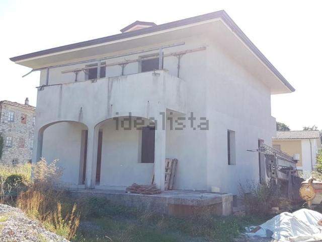 Case e ville in vendita di 280 m²