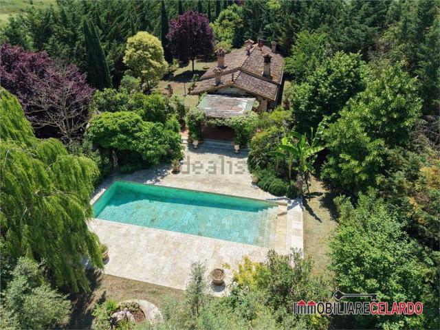 Case e ville in vendita di 280 m²