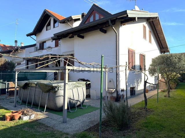 Case e ville in vendita di 280 m²