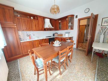 Case e ville in vendita di 280 m²