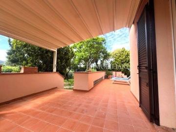 Case e ville in vendita di 280 m²