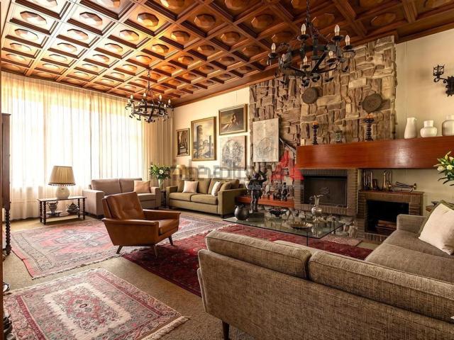 Case e ville in vendita di 280 m²