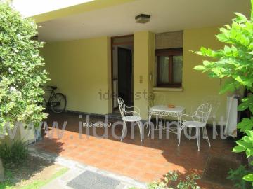 Case e ville in vendita di 280 m² in Via Aosta
